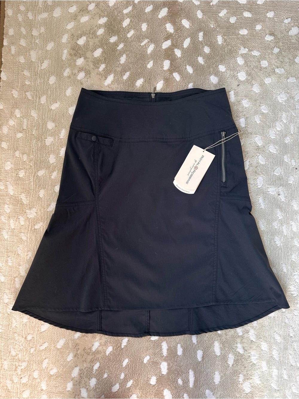 Royal Robbins Black Midi Active Skirt with Zip Pocket NWT Size 2